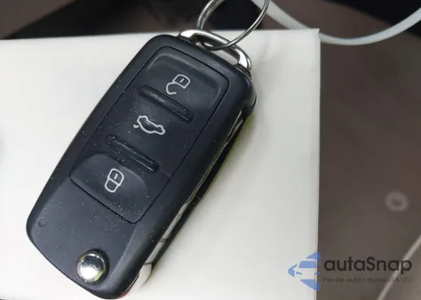 2015 Volkswagen Jetta 2.0L Tdi Sel z USA, uszkodzony, nr VIN 3VWLA7AJ6FM295814